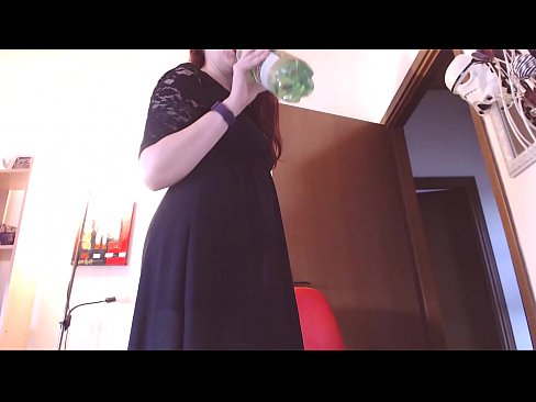 ❤️ Ein unterwürfiger Sklave, der schmutzige und üppige Höschen liebt, wird gezwungen zu masturbieren, nachdem er dieses Video gesehen hat! ️❌ Sex video bei uns ❌️