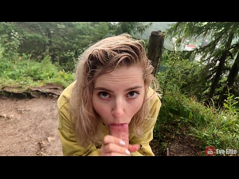 ❤️ Mädchen schluckt Sperma nach einem öffentlichen Blowjob - Eva Elfi ️❌ Sex video bei uns ❌️