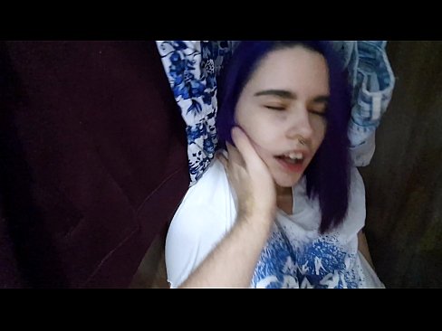 ❤️ Habe meine Schwester im Schrank gefunden und ihr beim Abspritzen geholfen ️❌ Sex video bei uns ❌️