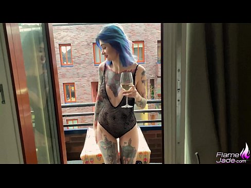 ❤️ Großartiges Mädchen lutscht mit einem Schluck und fickt leidenschaftlich unter freiem Himmel ️❌ Sex video bei uns ❌️